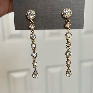 Gold cubic zirconias earrings